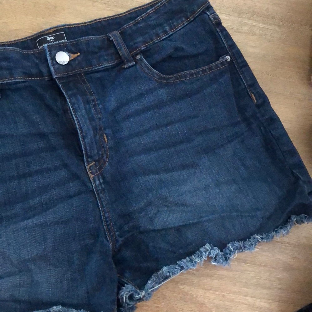 Gap High Rise Cut Off Shorts - Picture 1 of 5